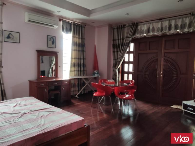 Cho thuê biệt thự đường Tiểu La 10pn 500m2 giá cho thuê 50tr Lh 09 1986 1900