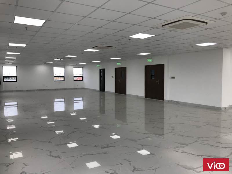 Cho thuê văn phòng tòa nhà Tùng Lâm Núi Thành, sàn cực đẹp