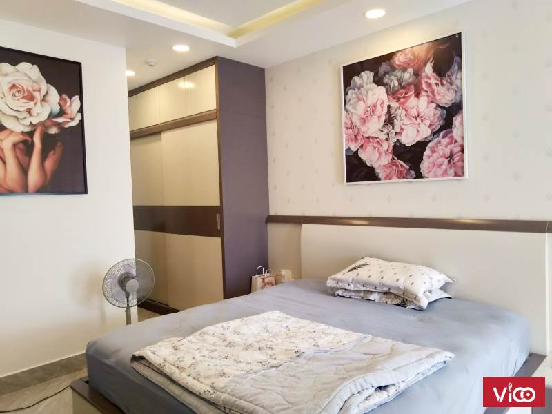 bán botanica premier 2pn block c, view hồ bơi, lầu trung. giá 3.3 tỷ