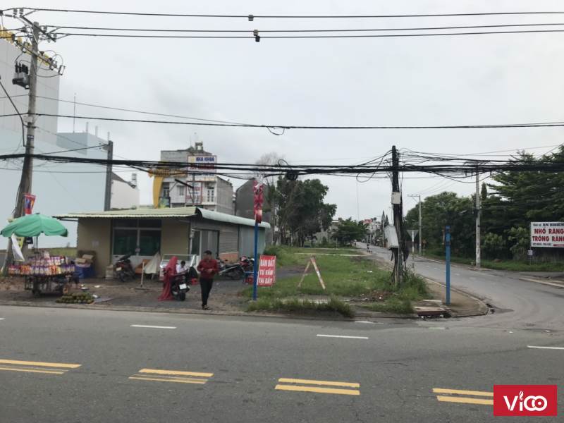 ĐẤT NỀN 2 MẶT TIỀN Đ.LÊ DUẨN TT LONG THÀNH SHR XDTD tặng quà 70tr 0933684598