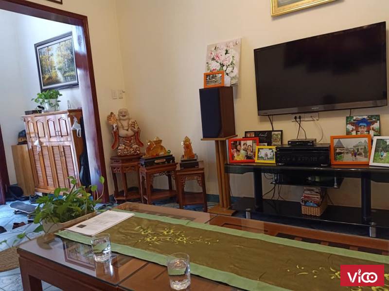 Chính chủ Cần bán một ngôi nhà đẹp 4 tầng tại phố Giang Văn Minh 40,5m2 giá 3 tỷ.