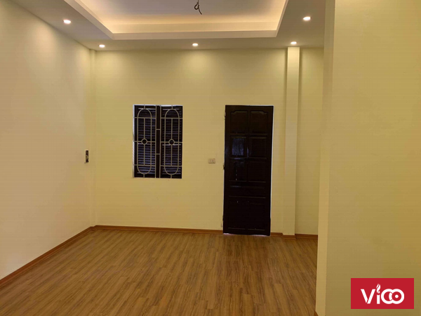 Bán nhà Chính Kinh 3.2 tỷ 43m2 x 5 tầng nhà mới ô tô qua ở luôn