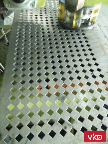 tôn mạ kẽm đột lỗ, inox đột lỗ, sàng sấy, tôn lỗ, nhôm đột lỗ