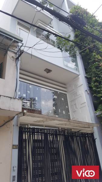 Bán nhà hẽm ô tô tải Tân Bình CMT8 3.7x12 mét 3 tầng chỉ 5.5 tỷ.