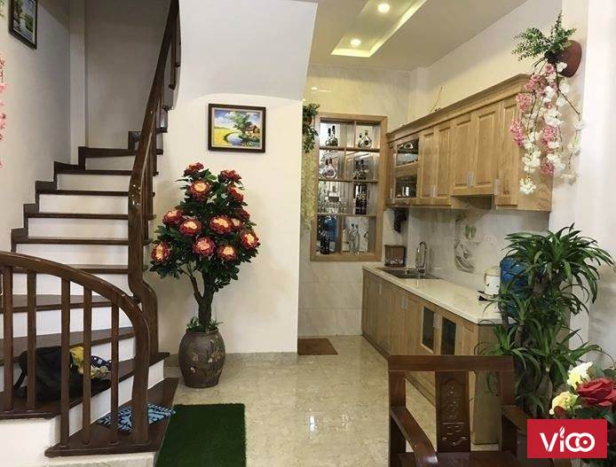 Bán gấp nhà phố Khâm Thiên, DT 28m2, 5 tầng, MT 4m, giá 2.9 tỷ