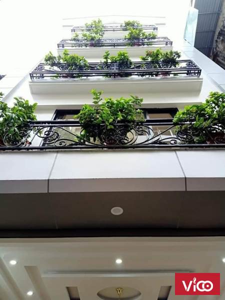 Bán gấp nhà phố Khâm Thiên, DT 28m2, 5 tầng, MT 4m, giá 2.9 tỷ