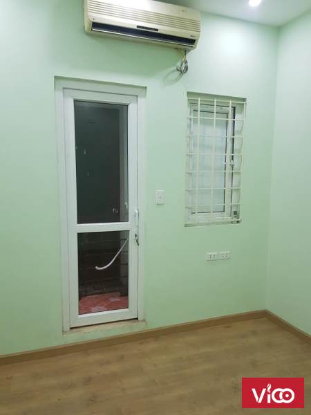 Bán Gấp nhà đẹp mặt ngõ Văn Cao, hai mặt ngõ, 30m2, 4T, nhỉnh 3.15 tỷ LH 0969909974