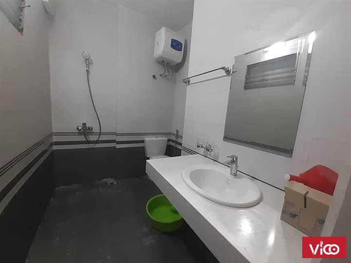 Tuyệt vời!Nhà mới xây Lạc Long Quân, diện tích 49m2, mặt tiền 6.5m, 5t giá 4.85 tỷ.