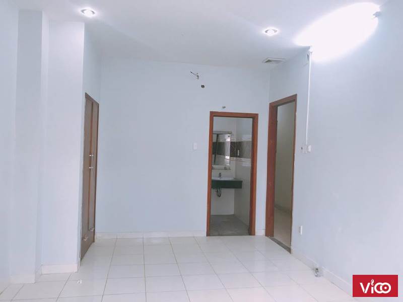 PHÒNG 20M2 NGAY LĂNG CHA CẢ QUẬN TÂN BÌNH MẶT TIỀN CỘNG HÒA GIÁ 3TR5
