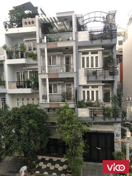 Bán nhà đẹp tại đường Phú Thuận, P. Phú Thuận, Q.7