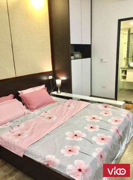 Nhà đẹp Phố Chùa Láng Đống Đa, dt 34m2x5t, mt4,16m, giá chỉ 3,2 tỷ.
