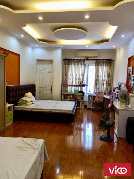 Bán nhà mặt phố VIP quận Đống Đa Kinh Doanh Sầm Uất Vỉa hè rộng Giá Rẻ DT 56M2