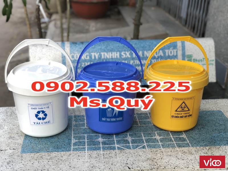 Xô đựng chất thải y tế, xô y tế 8l, giá xô y tế 8l màu trắng