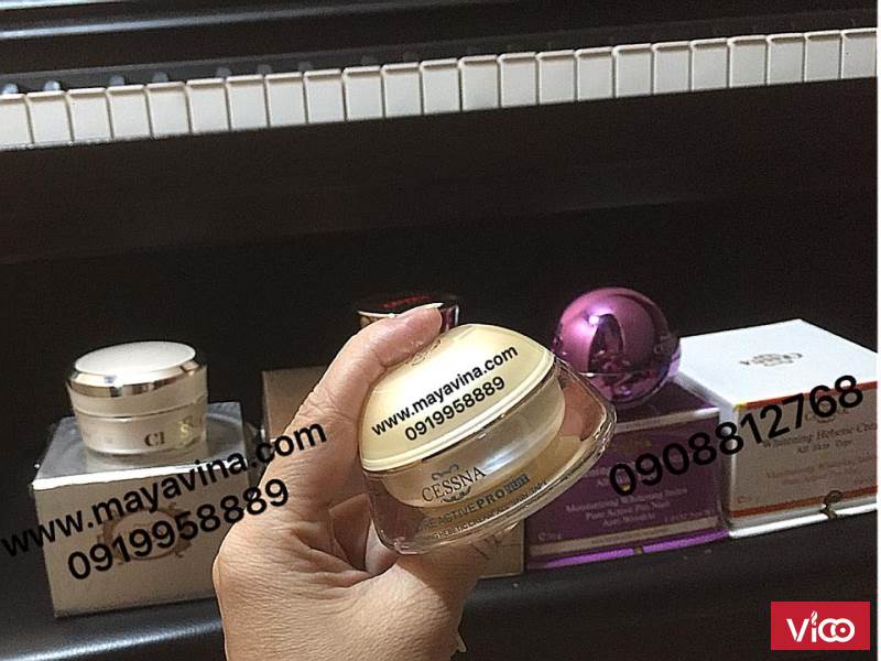 cessna kem thảo dược trị nám, trị mụn.
