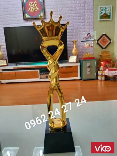 làm cúp thẩm mỹ, công ty chuyên cung cấp cúp vinh danh các cuộc thi