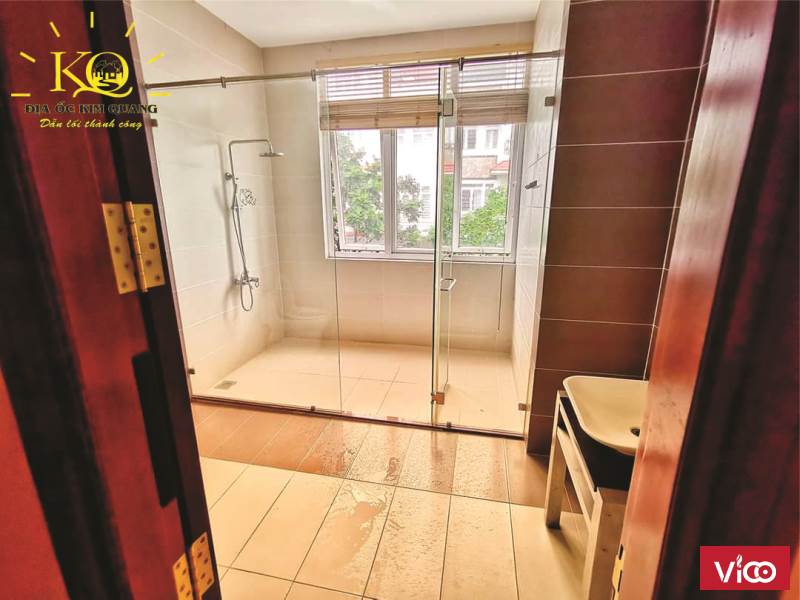 Cần cho thuê gấp tòa nhà khu Him Lam quận 7 giá 65 tr/tháng, DT 600m2