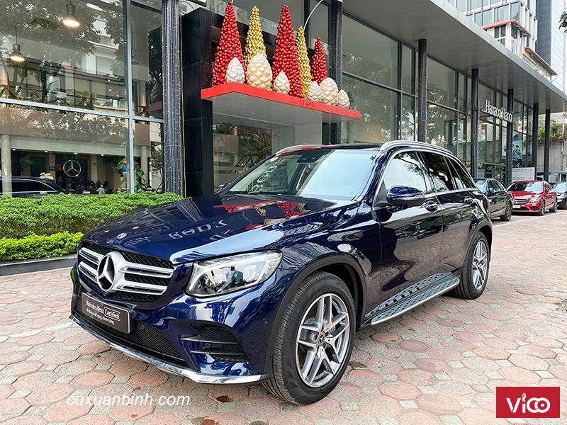 Xe Mercedes GLC 300 cũ màu Xanh Cavansite nội thất Be chạy 5000 km / 2 tỷ 239 triệu