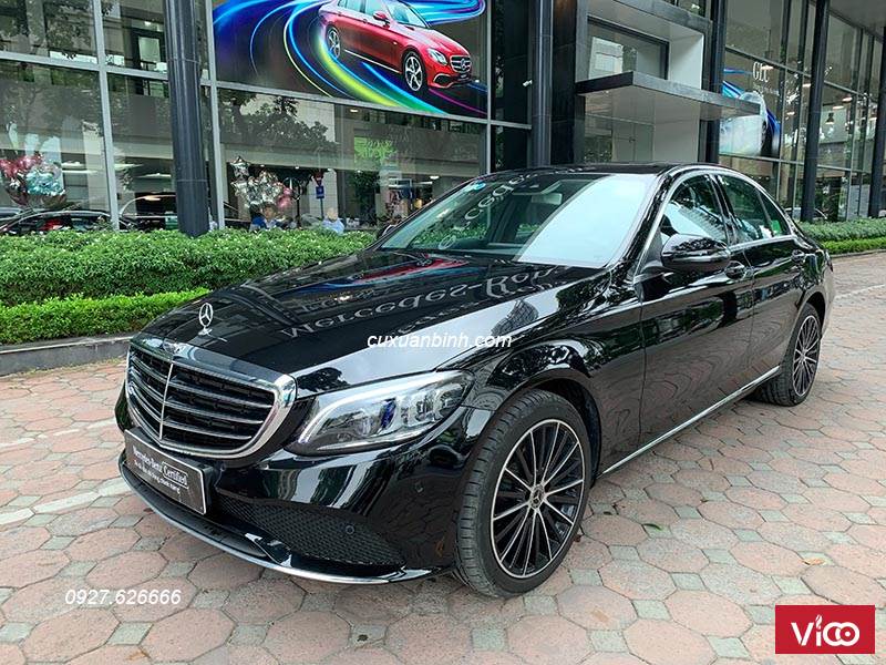 Xe Mercedes C200 Exclusive 2019 cũ màu Đen chạy lướt 2648 km mới 99% / 1 tỷ 659 triệu
