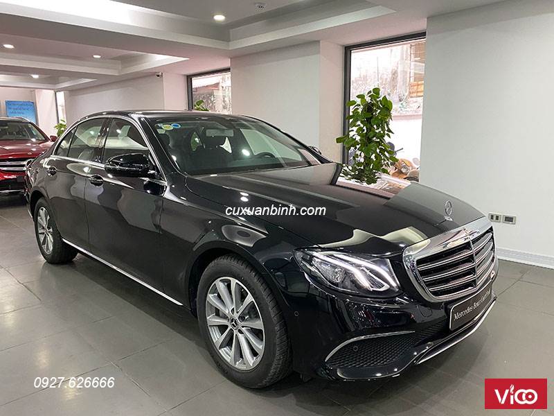 Xe Mercedes E200 cũ sản xuất 2019 màu Đen mới chạy 2.226 km 2 tỷ 079 triệu