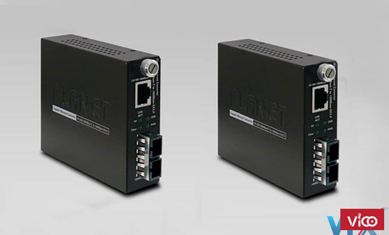 Converter quang Planet GST802S