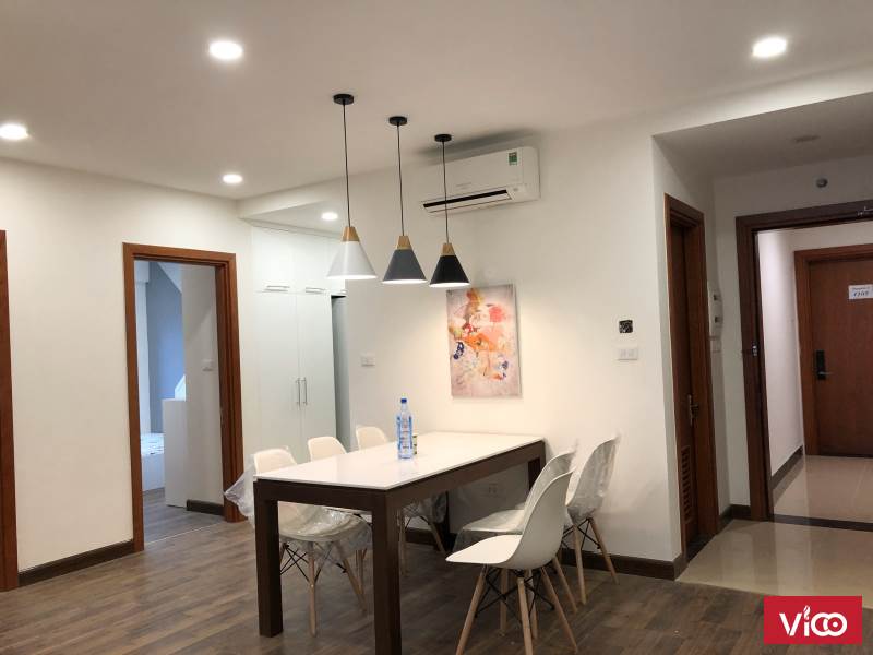 Chính chủ bán 2 ngủ goldmark city 78m2 2,1 tỷ SĐT 0984175806