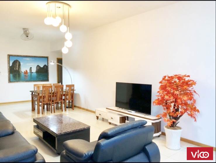 Căn hộ siêu đẹp, cho thuê nhanh, DT 135m2, 3PN, nội thất đẹp không tì vết, giá cực kỳ ưu đãi.