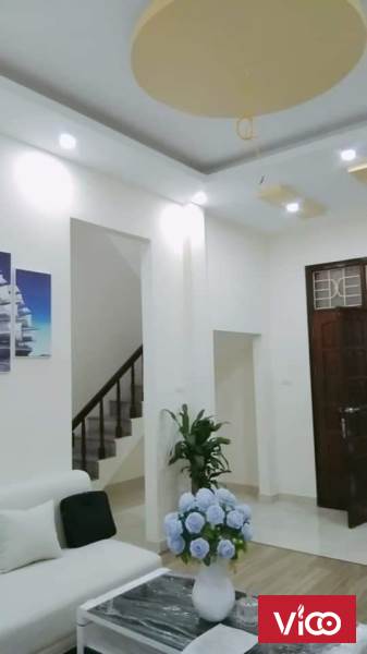 Bán nhà Hoàng Hoa Thám 73m2x4T, Sân Vườn, Ba gác tránh