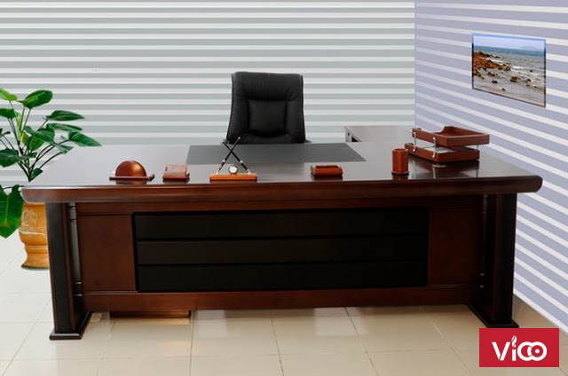 Bàn giám đốc tiêu chuẩn của Hòa Phát