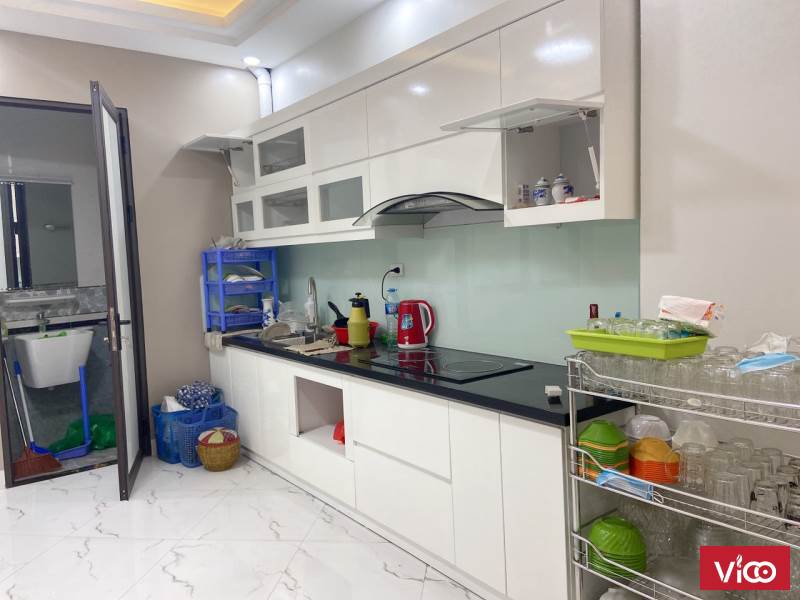 Bán nhà mới DT46.5/50m2, 05 tầng ở Long Biên, Hà Nội giá 6ty5