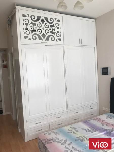 Bán gấp căn hộ Saigon Pearl, DT 90 m2 2PN 2WC nội thất xịn, tầng cao, view thoáng. 0931525177