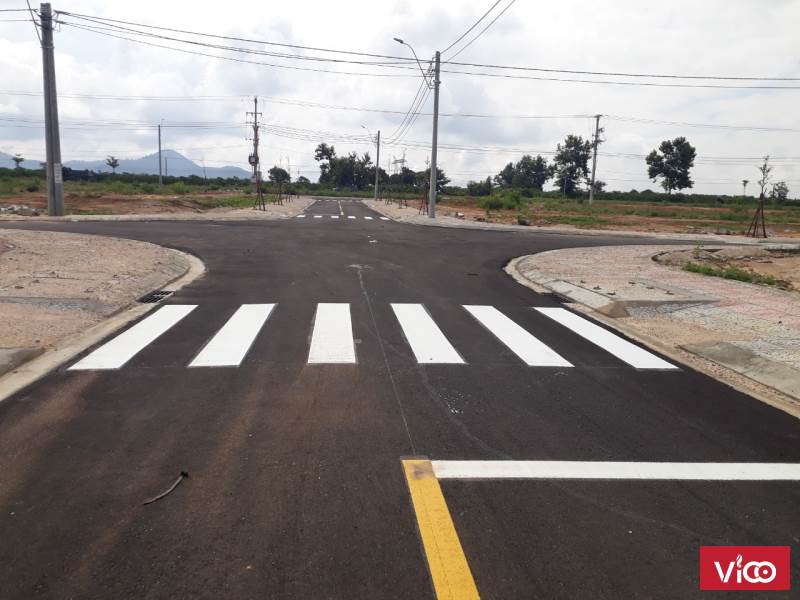 Cần tiền trả nợ cắt lỗ lô mặt Quốc lộ Hùng Vương 425 triệu/ 170m2