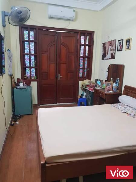 Ngõ thoáng, nhà đẹp ở ngay 30m2 5tầng Thuỵ Khuê, Tây Hồ chỉnh 3.05tỷ lh0913266978