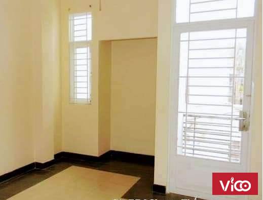 Nhà mới xây 1 trệt 1 lầu, thị trấn Đức Hoà đường ôtô ra vào.0393632575