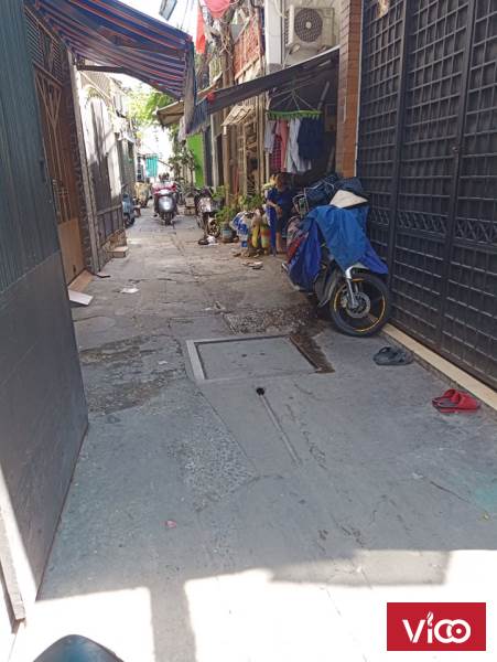 Bán gấp nhà 40m2 5 tầng Nguyễn Đình Chiểu P4 Q3 chỉ 6500 triệu