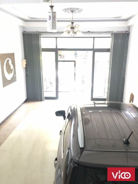 Bán nhà 3 tầng đường Nguyễn Đức Trung