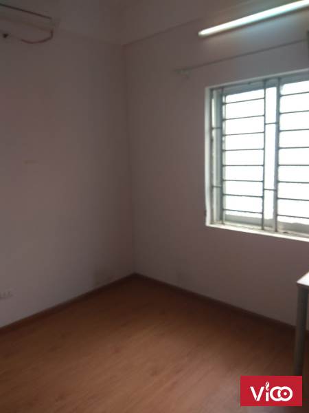 Cần Cho thuê căn hộ chung cư khu đô thị trung hòa Cầu Giấy, Hà Nội. DT 70m2,