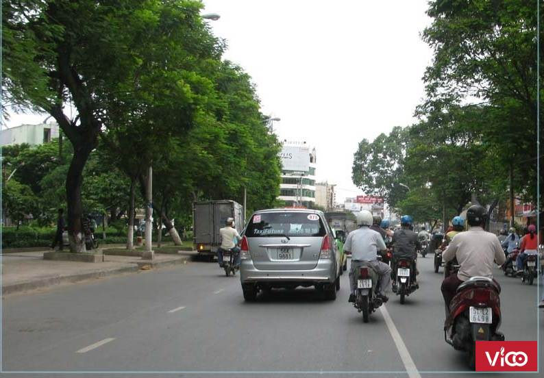 Cần tiền bán gấp nhà chính chủ Trần Quốc Hoàn, Cầu Giấy ôtô đỗ cửa