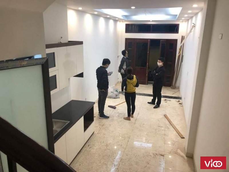 Bán nhà ĐẸP Mỹ Đình, DT 32m2 xây 5 tầngmt 3,5m. Giá gần 2,4 tỷ.