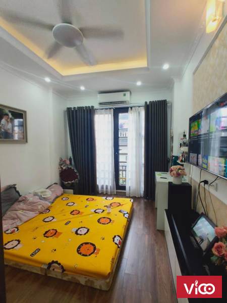 Bán nhà Cầu Giấy KD 58m2 x 5 tầng, giá 3.6 tỷ.