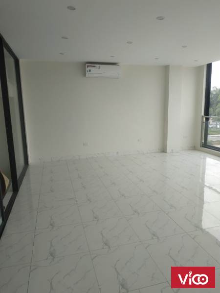 Cho thuê MBKD tầng 123 trong nhà 5 tầng khu guyễn Cơ Thạch mỹ đình nam từ liêm hà nội.