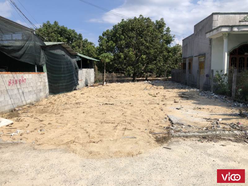 Bán gấp lô 214m2 thổ cư 100% lô 2, trục đường đinh tiên hoàng, gần cầu mới, cam lâm giá chỉ 380tr/m