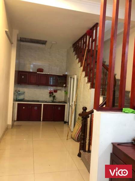 Đáo hạn Ngân hàng Vợ chồng Cần Bán Nhà 4 Tầng Tự Tay Xây Tâm Huyết Tại tổ 3 Thạch Bàn, Cách Aoen