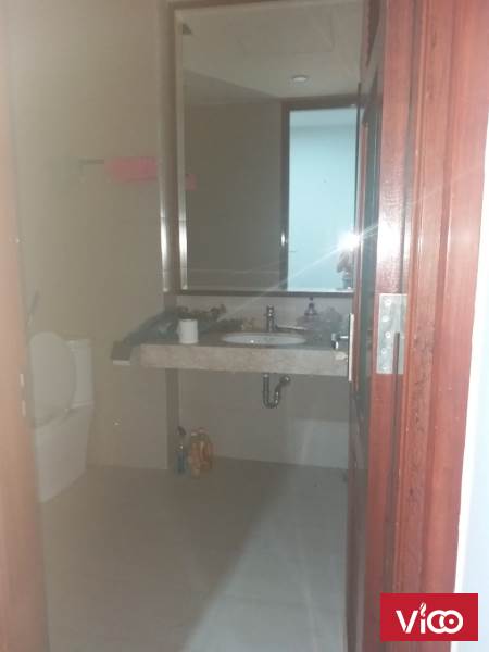 Cho thuê nhà mặt phố Hoàng Ngân, mặt tiền 7m, có thang máy, hầm, 70triệu/tháng 0982624442