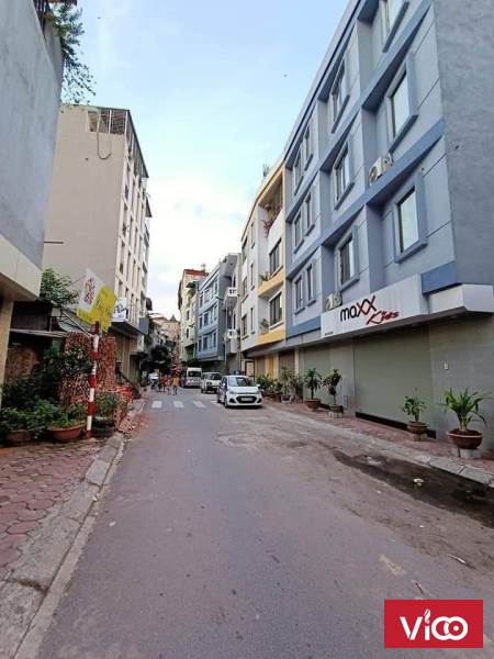 Bán nhà Thuỵ Khuê Tây Hồ. 32m. Xây 5 tầng. Mặt tiền 5m. Nhà 2 mặt thoáng. Giá 3.05 Tỷ. Liên hệ