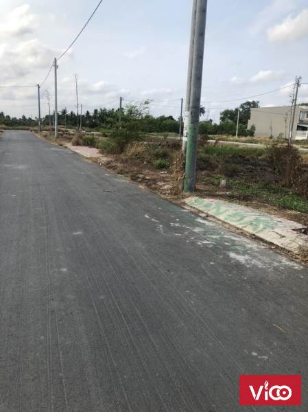 Bán lô đất 104 m2 thổ cư 2 mặt tiền đường nhựa 8m, khu dự án Long Hòa, huyện Cần Đước Long An