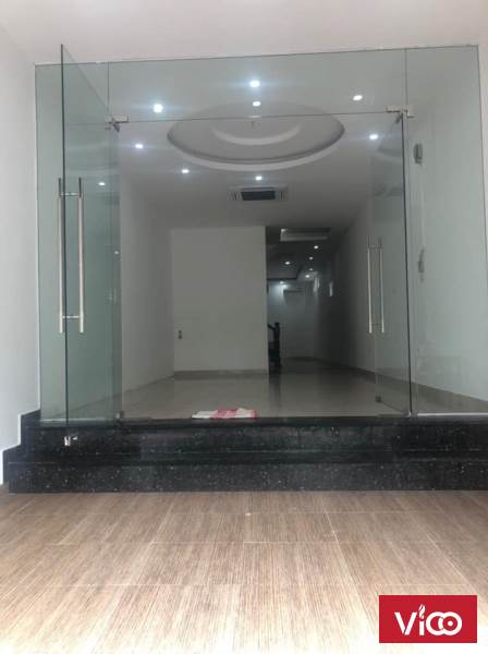 23 triệu 35m 3 tầng mặt phố Vân Hồ, nhà mới đẹp,vỉa hè rộng
