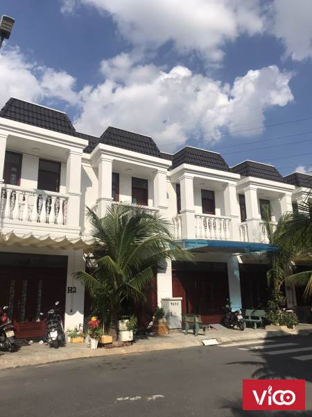 Bán nhà mới hoàn thiện, tặng full nội thất Cách trung tâm hành chính Dĩ An 300m