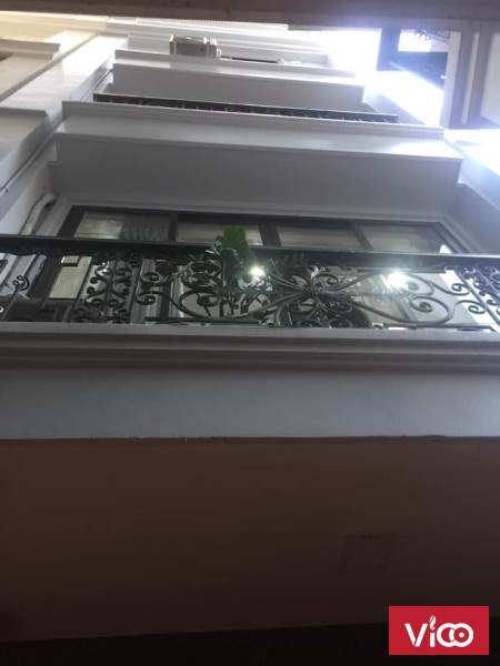 Chính chủ bán nhà phố Minh Khai, Hoàng Mai, DT 35m2, 5 tầng, giá 2.9 tỷ, LH0385869296
