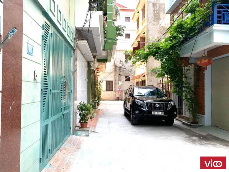 Nhà phân lô ô tô Nguyễn Văn Cừ, Long Biên 65m2 4T. Giá 7..5tỷ. Mã số 300A7.