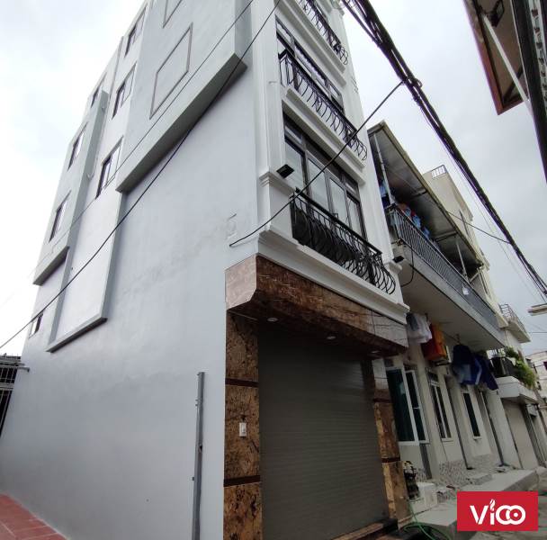 Chính Chủ Bán Nhà 5 Tầng , 2 Mặt Thoáng, 40M2, Bồ Đề, Long Biên, Hơn 3 Tỷ